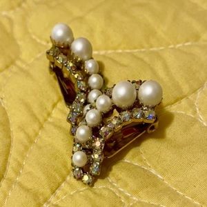 COPY - Vintage clip on earrings